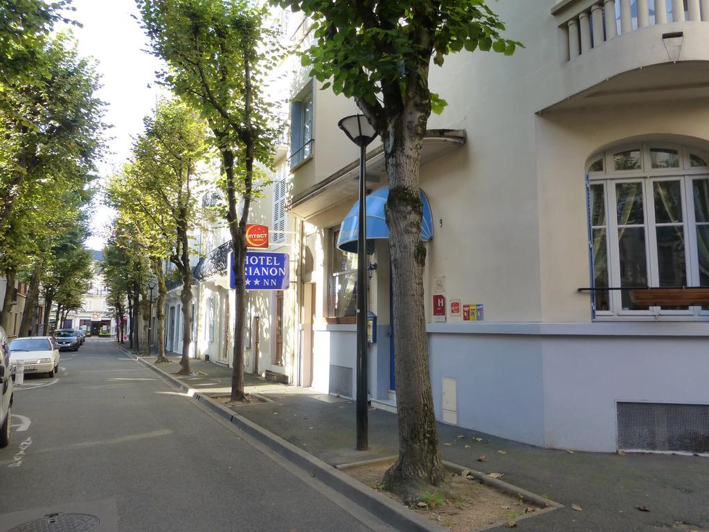 Trianon Hotel 2*