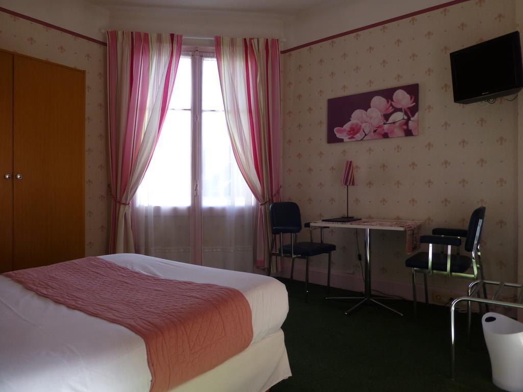 Trianon Hotel